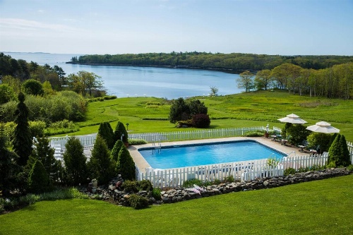 Strawberry Hill Seaside Inn image 12