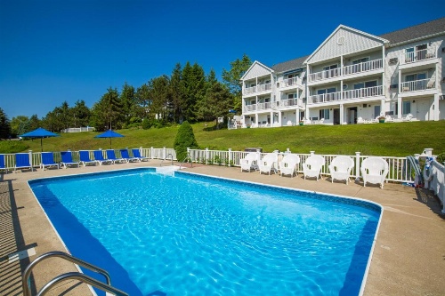 Strawberry Hill Seaside Inn image 16