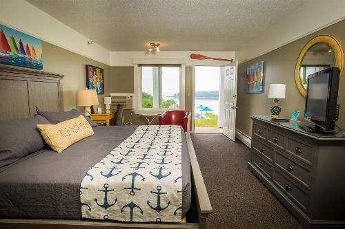 Strawberry Hill Seaside Inn image 2