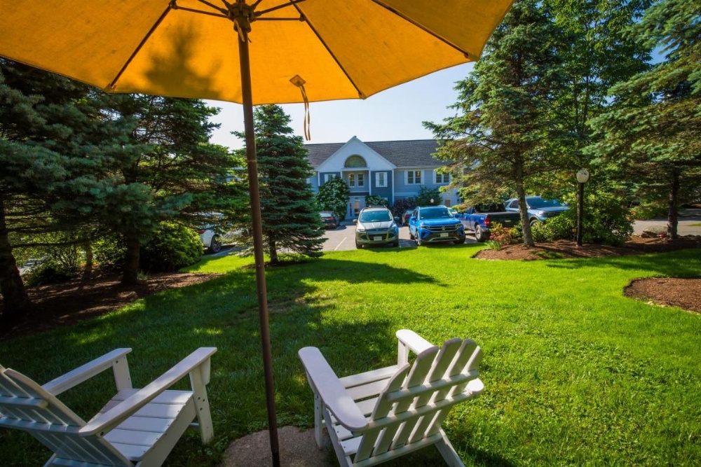 Strawberry Hill Seaside Inn Image 25