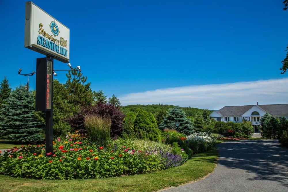 Strawberry Hill Seaside Inn Image 7